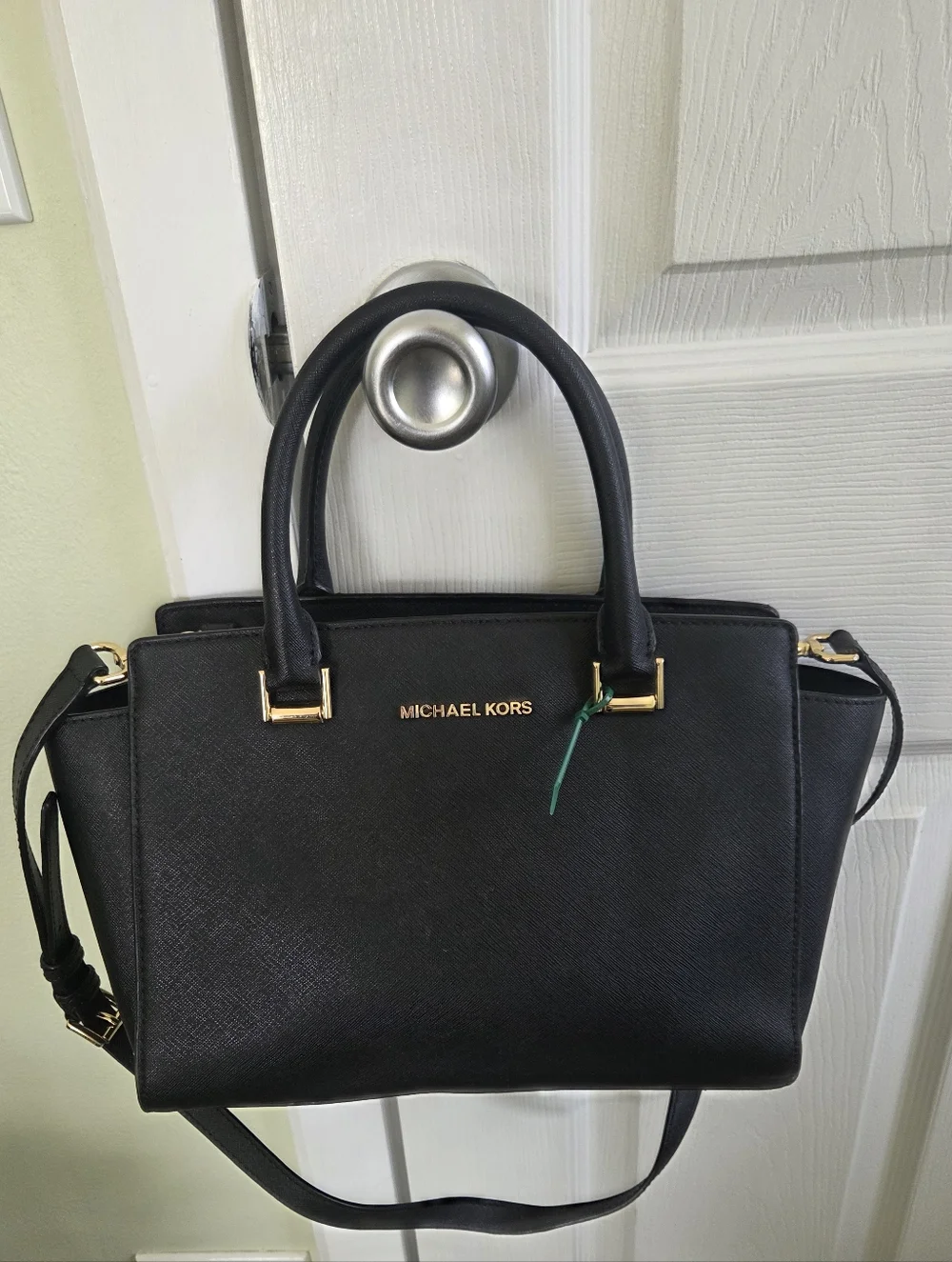 Michael Kors ✨️ Women's Black Saffiano Leather Satchel